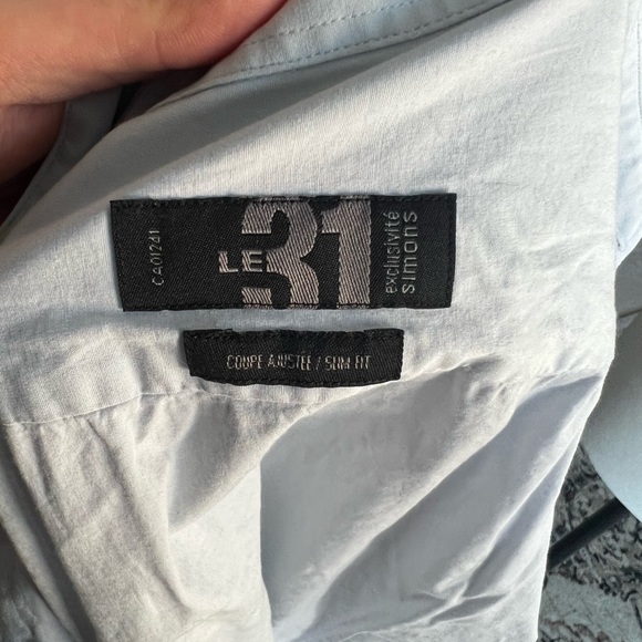 LE 31 BUTTON DOWN - Picture 7 of 8